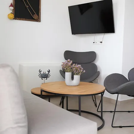 Pyrra Apartment